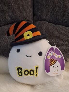 Squishmallows Grace Ghost Plush with Orange & Black Witch Hat NWT 6 Inches
